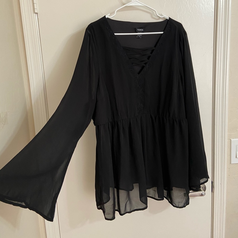 Torrid black bell sleeve babydoll top